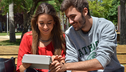 Ayudas de acci�n social. Abierta, hasta el 28, la convocatoria para matriculados en el presente curso