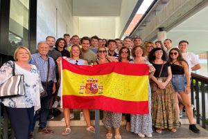 156 estudiantes finalizan el curso intensivo de español