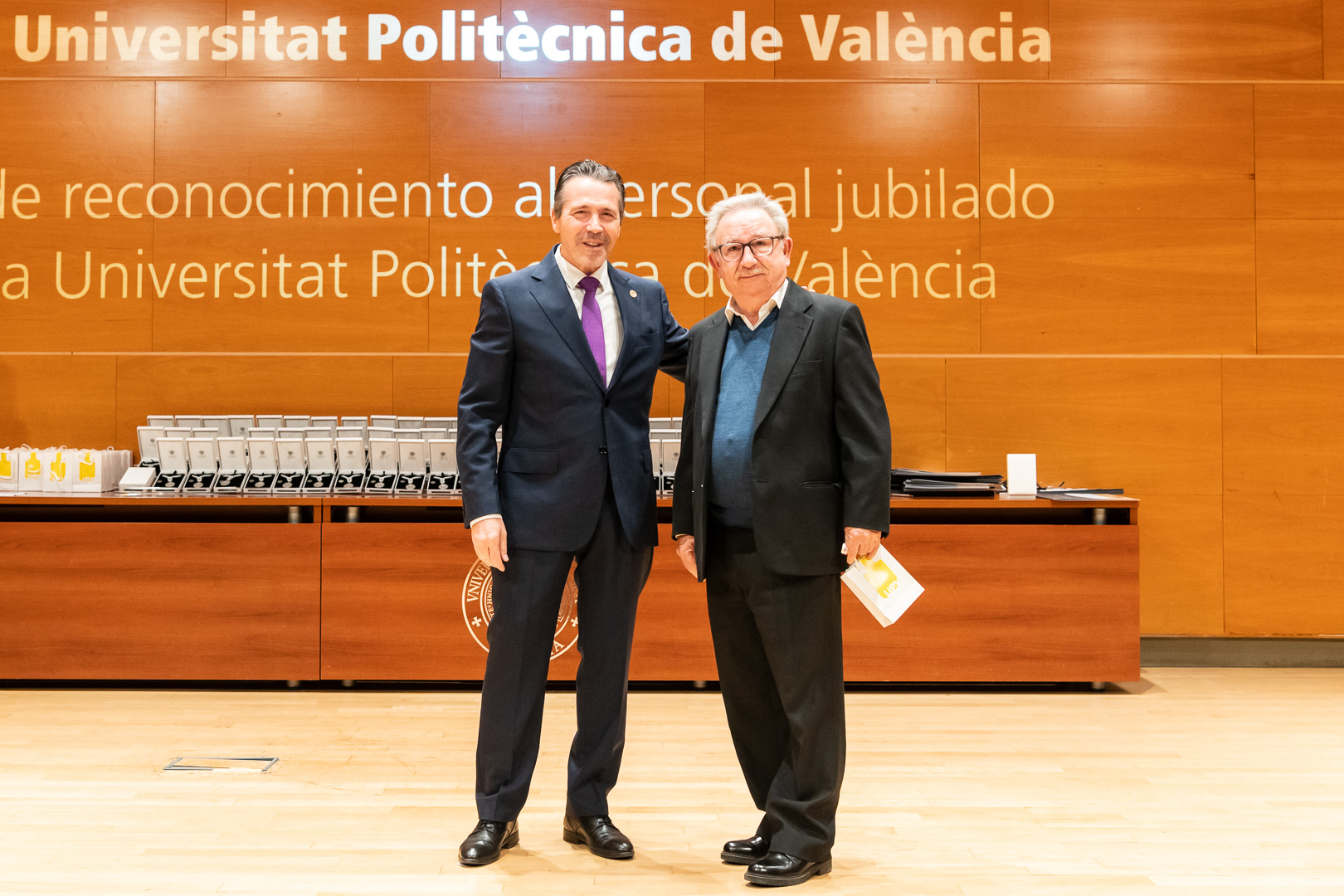 Entrega de la Medalla XXV años de la UPV y reconocimiento personal jubilado