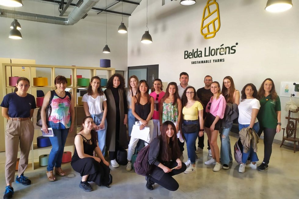 Visita de alumnos a fábrica téxtil