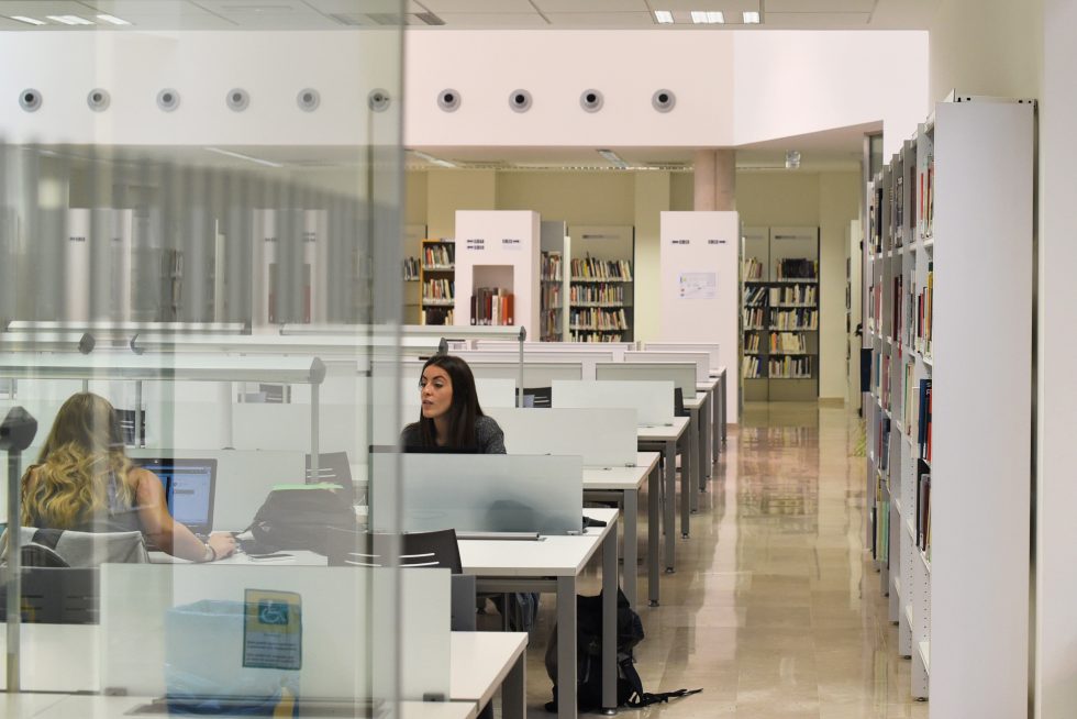 En la biblioteca