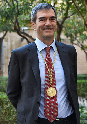 De manos de Felipe VI